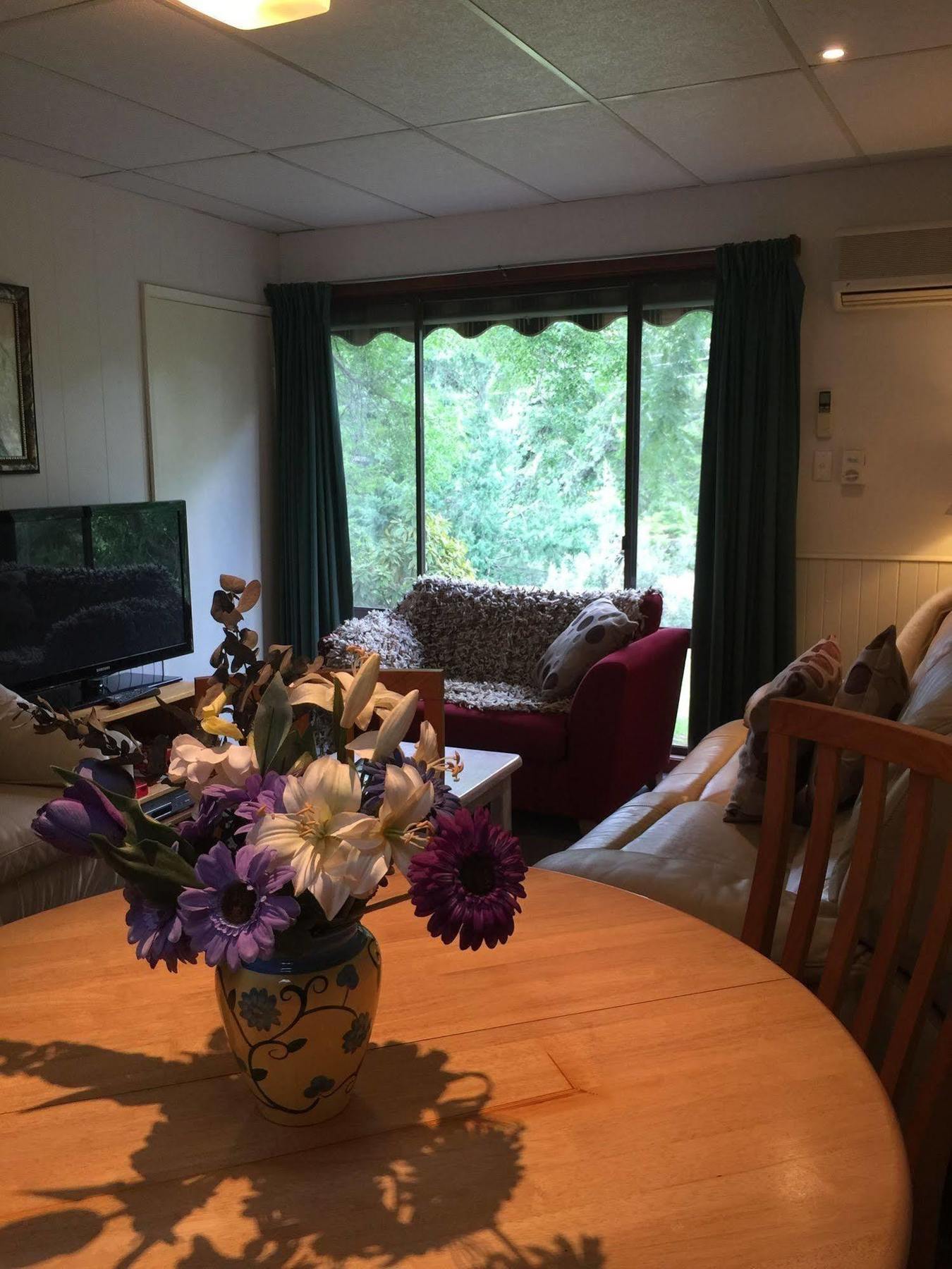 Forest Lodge Chalets Bright Extérieur photo